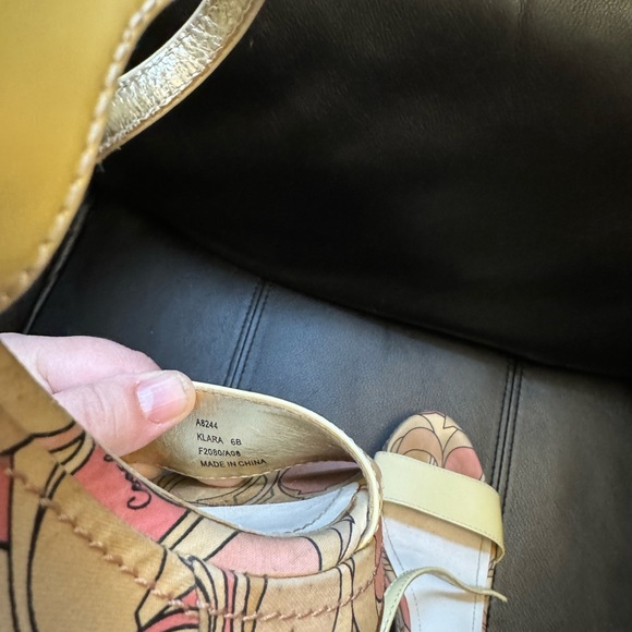 Coach signature C wedge heels size 6 - Picture 4 of 4